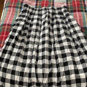 Asos black and white buffalo plaid midi skirt sz 8